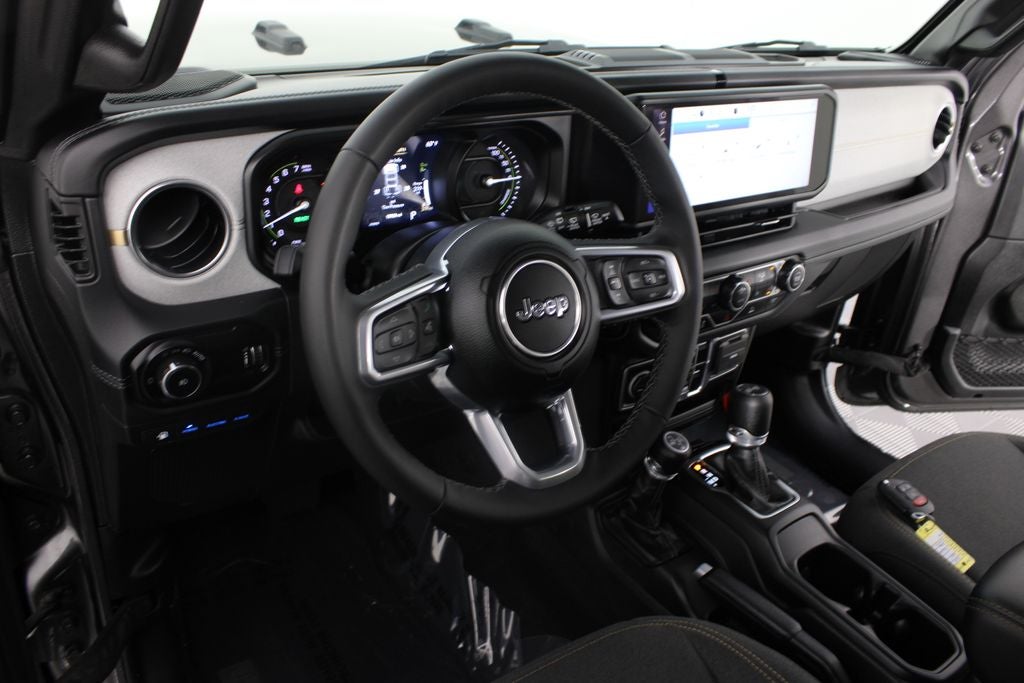 2025 Jeep Wrangler Sahara 4xe