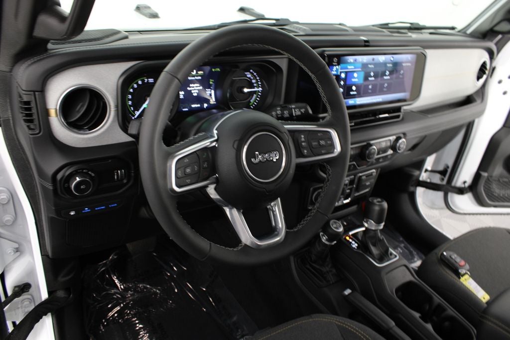 2025 Jeep Wrangler Sahara 4xe
