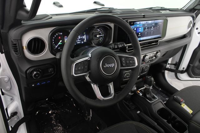 2025 Jeep Wrangler Sahara 4xe