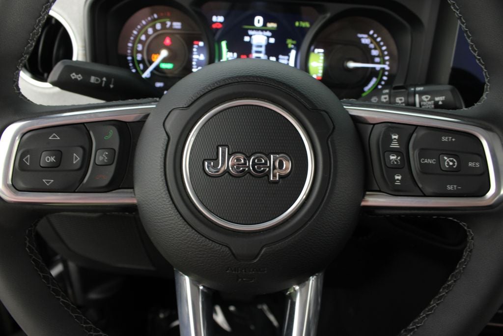 2025 Jeep Wrangler Sahara 4xe