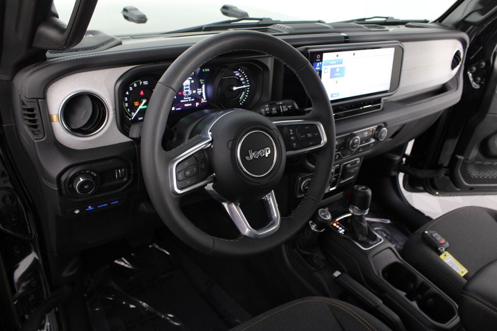 2025 Jeep Wrangler Sahara 4xe