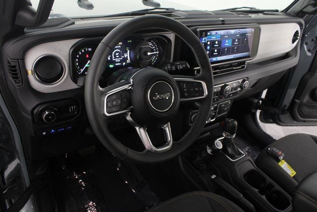 2025 Jeep Wrangler Sahara 4xe