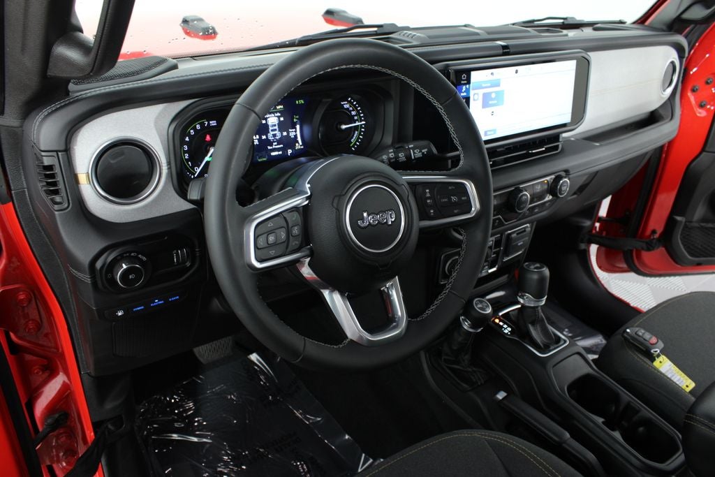 2025 Jeep Wrangler Sahara 4xe