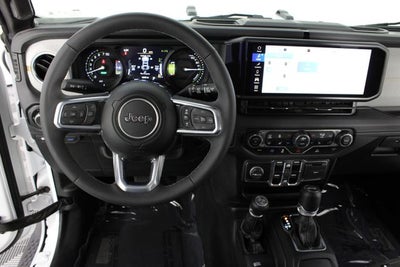 2025 Jeep Wrangler Sahara 4xe