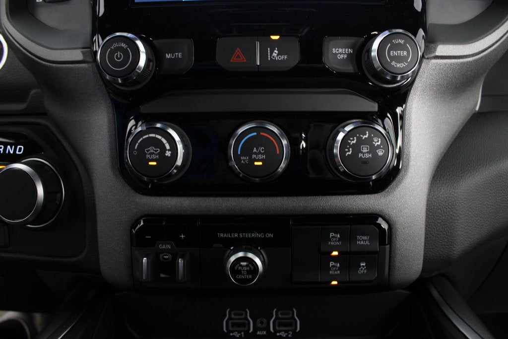 2027 RAM 1500 Express