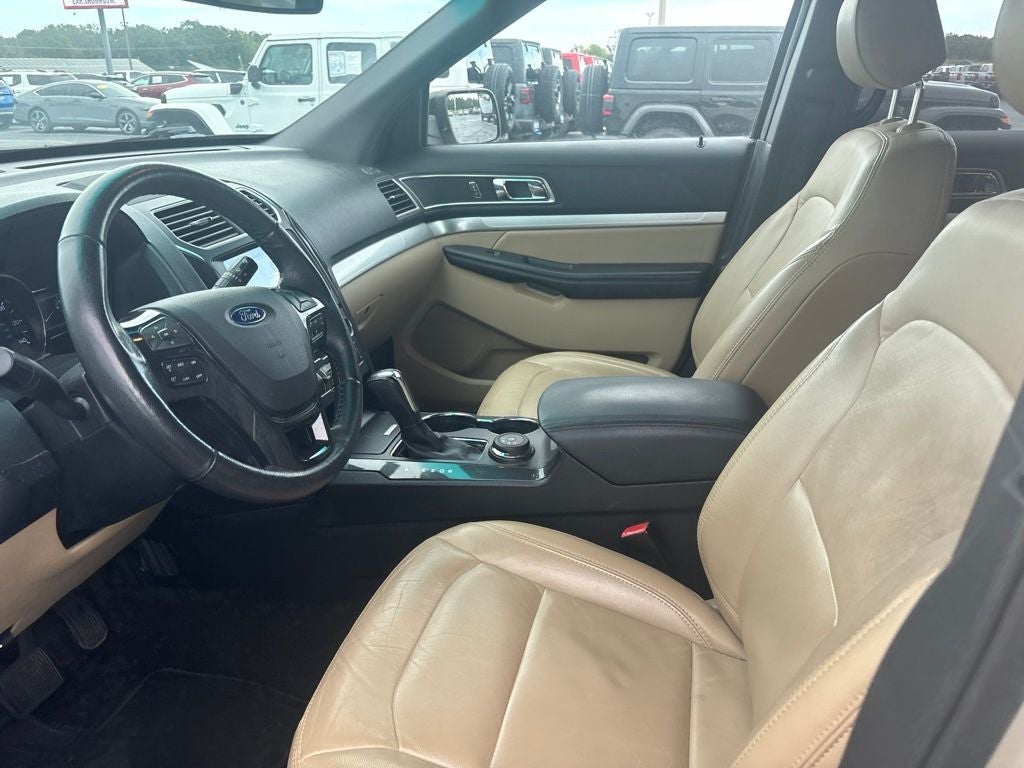 2017 Ford Explorer XLT