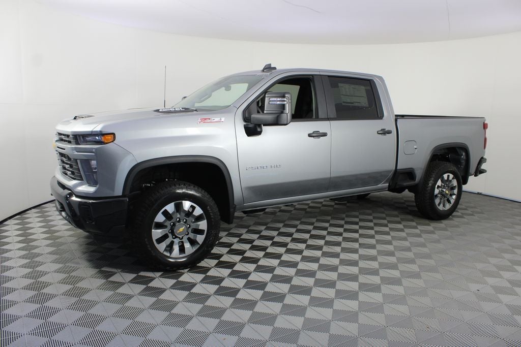 2026 Chevrolet Silverado 2500HD Custom