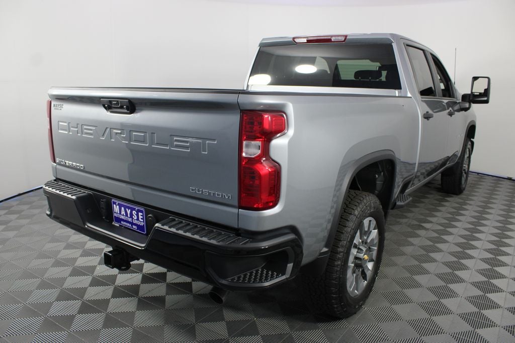 2026 Chevrolet Silverado 2500HD Custom