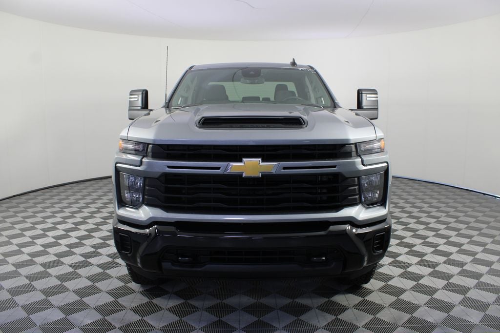 2026 Chevrolet Silverado 2500HD Custom
