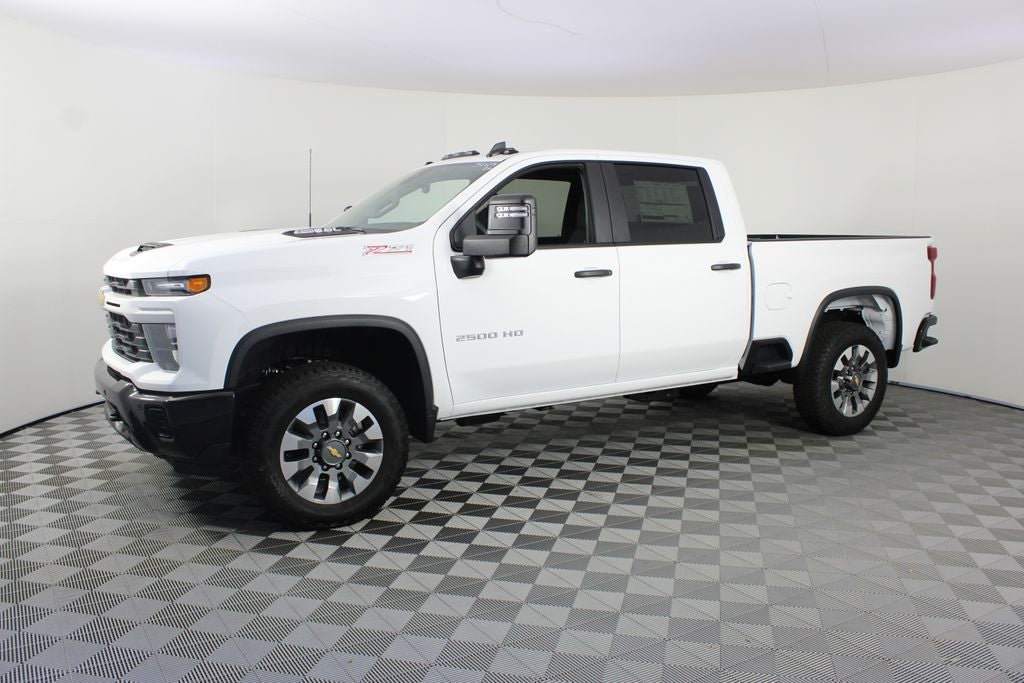 2026 Chevrolet Silverado 2500HD Custom