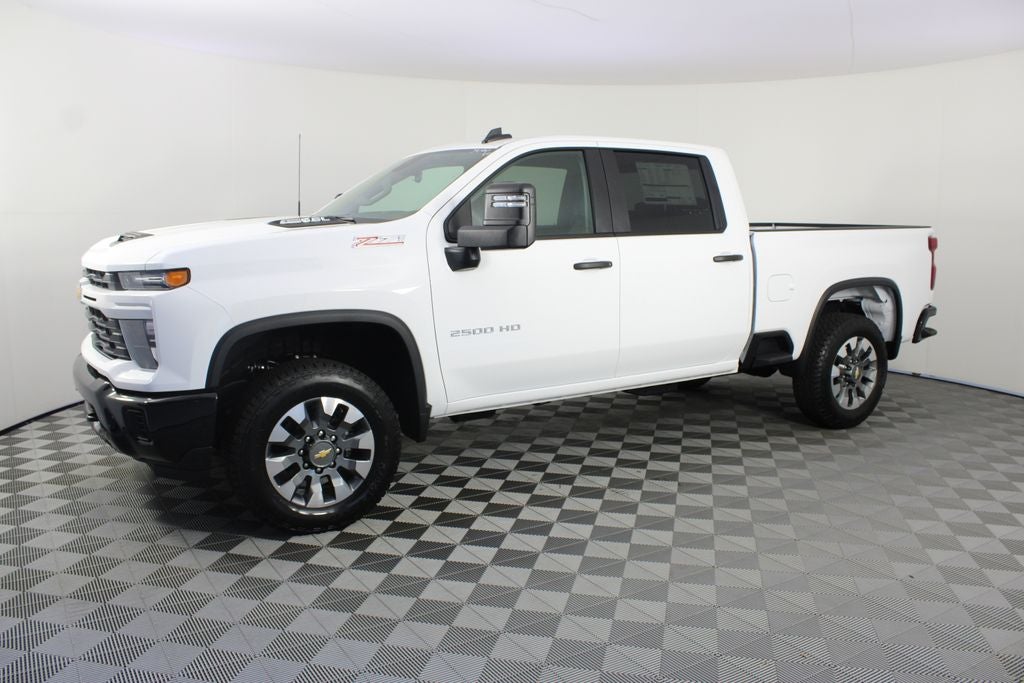2026 Chevrolet Silverado 2500HD Custom