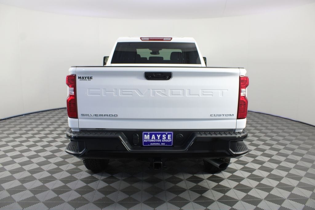 2026 Chevrolet Silverado 2500HD Custom