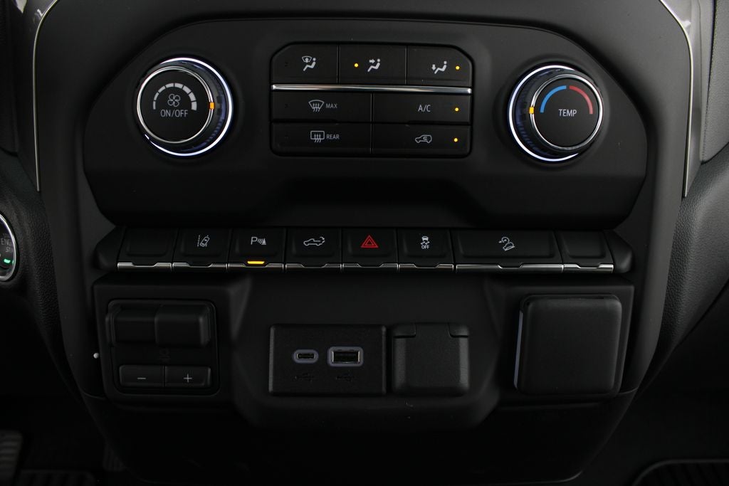 2026 Chevrolet Silverado 2500HD Custom