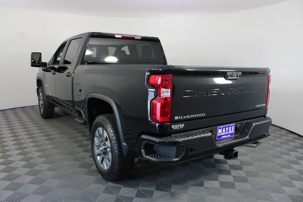 2026 Chevrolet Silverado 2500HD Custom