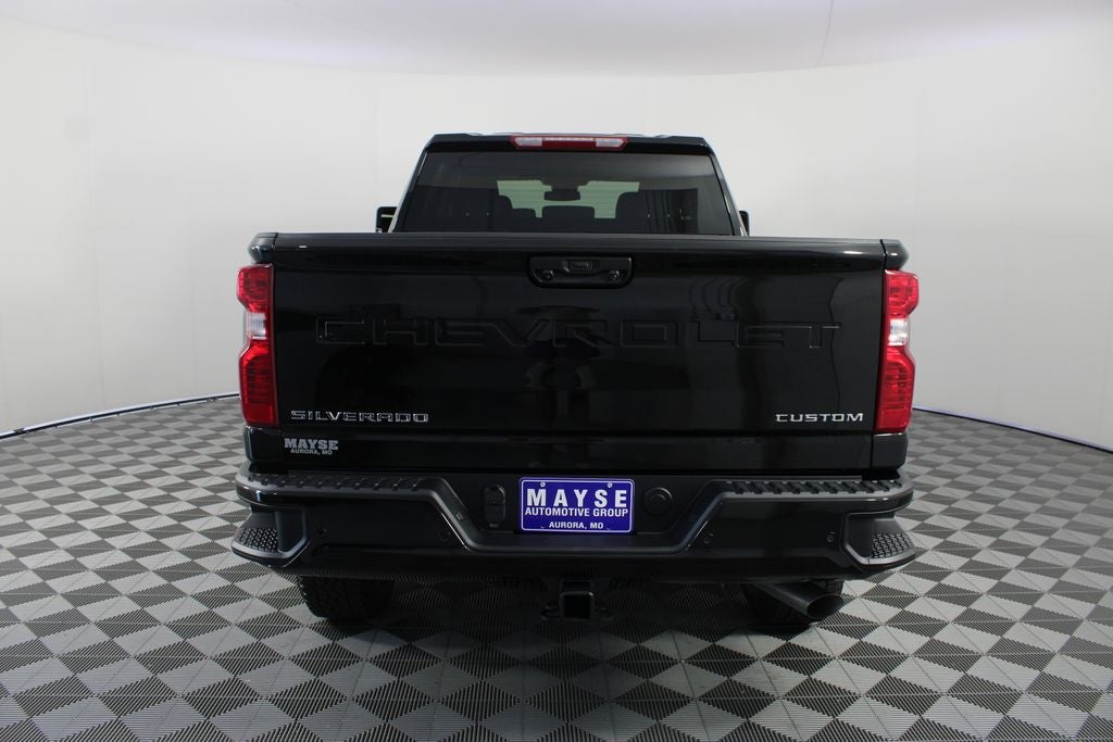 2026 Chevrolet Silverado 2500HD Custom