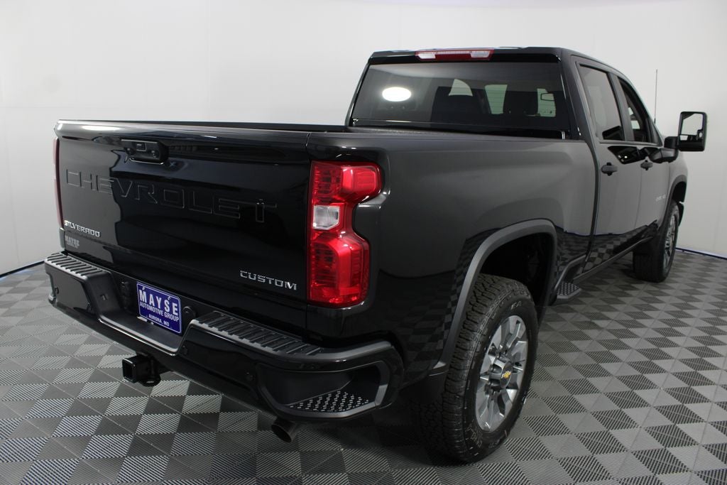 2026 Chevrolet Silverado 2500HD Custom