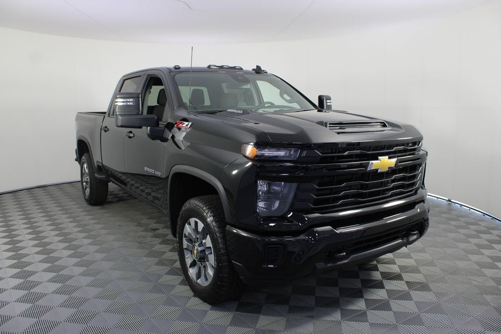 2026 Chevrolet Silverado 2500HD Custom