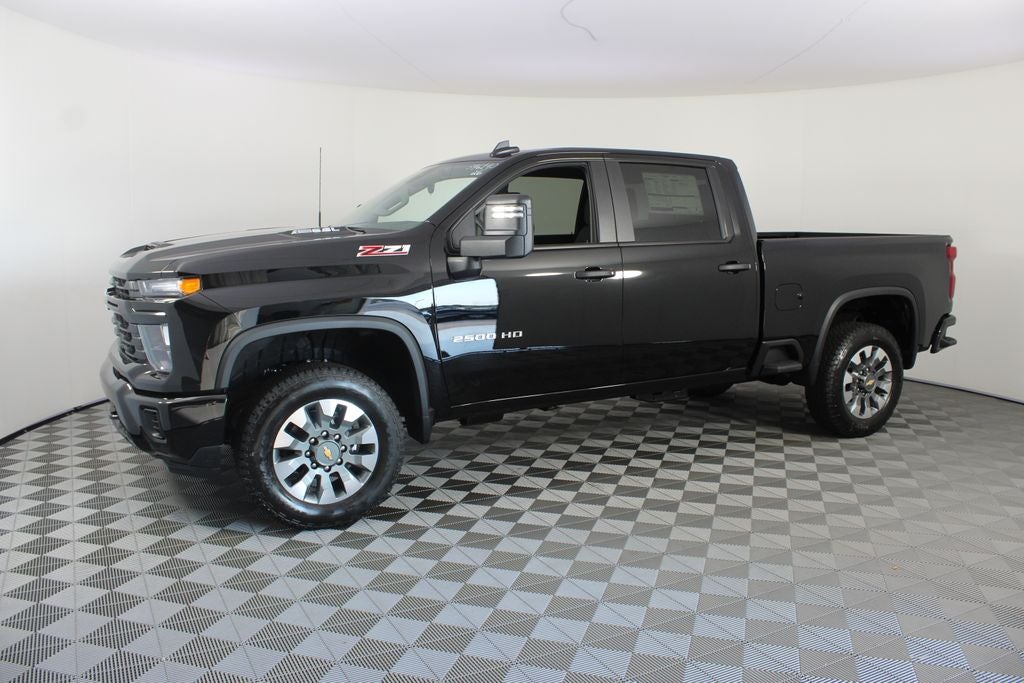 2026 Chevrolet Silverado 2500HD Custom