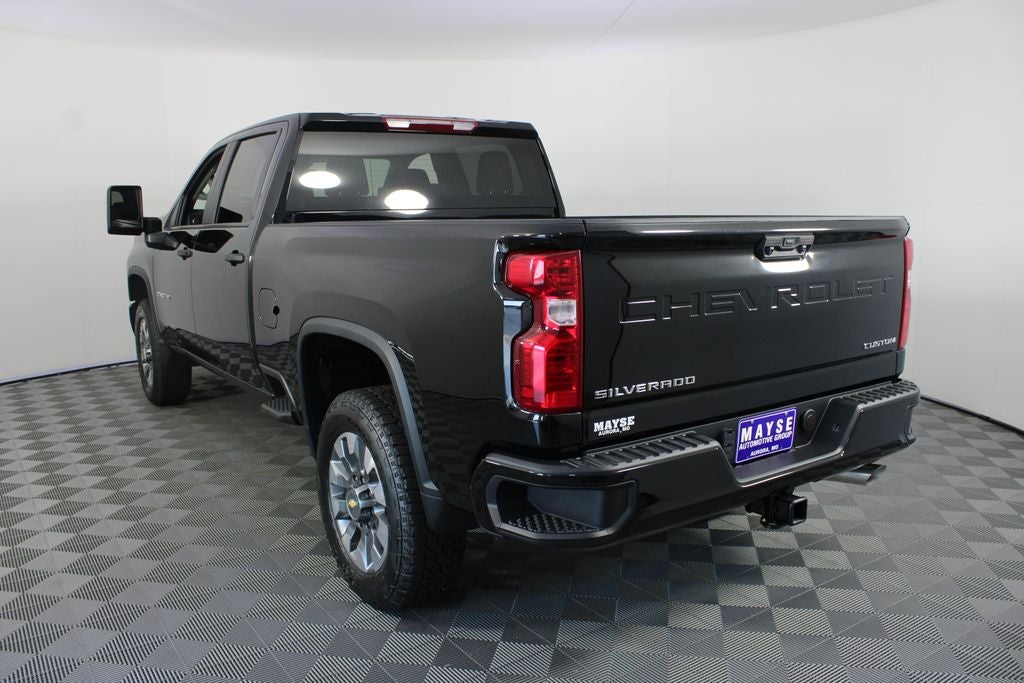 2026 Chevrolet Silverado 2500HD Custom