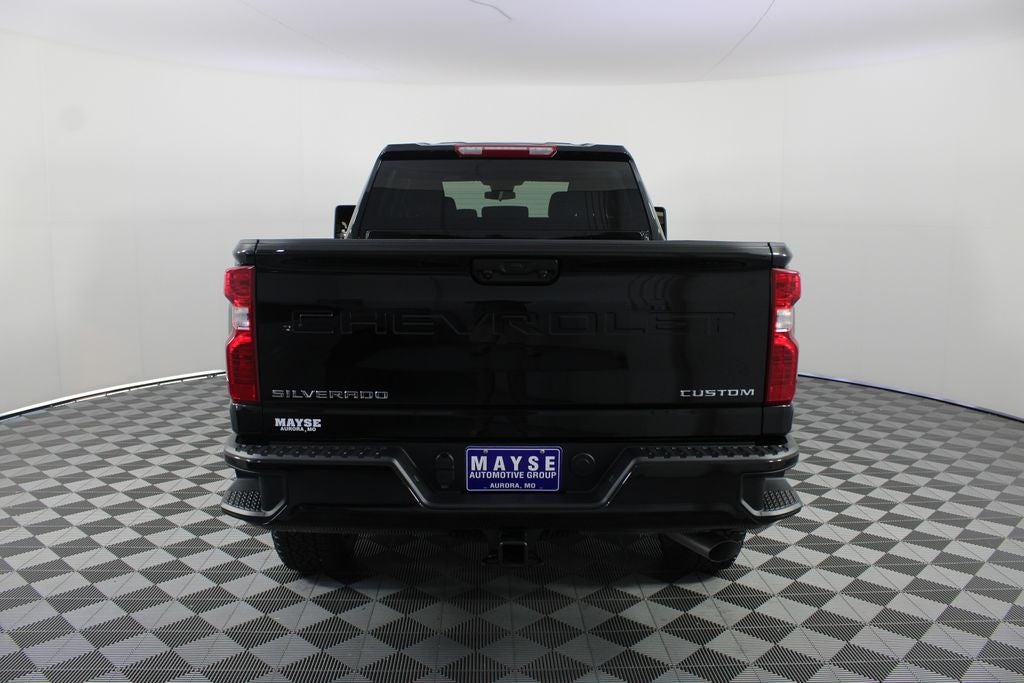 2026 Chevrolet Silverado 2500HD Custom