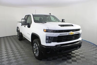 2026 Chevrolet Silverado 2500HD Custom
