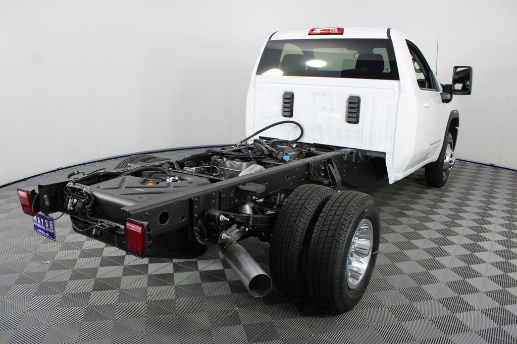 2026 GMC Sierra 3500HD SLE