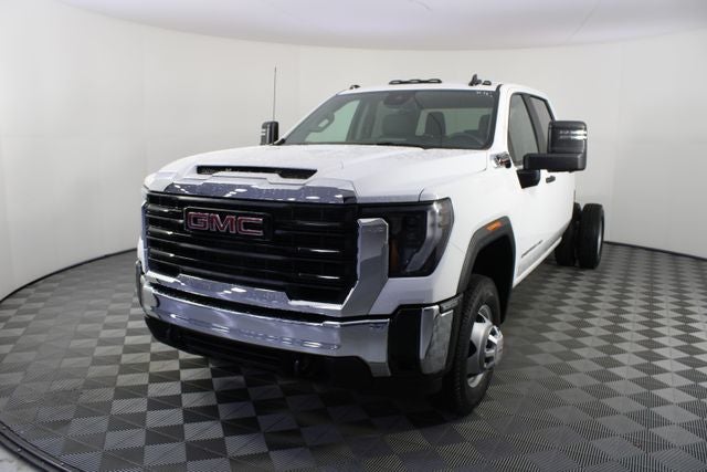 2026 GMC Sierra 3500HD Pro