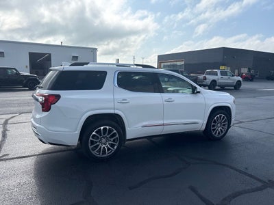 2023 GMC Acadia Denali