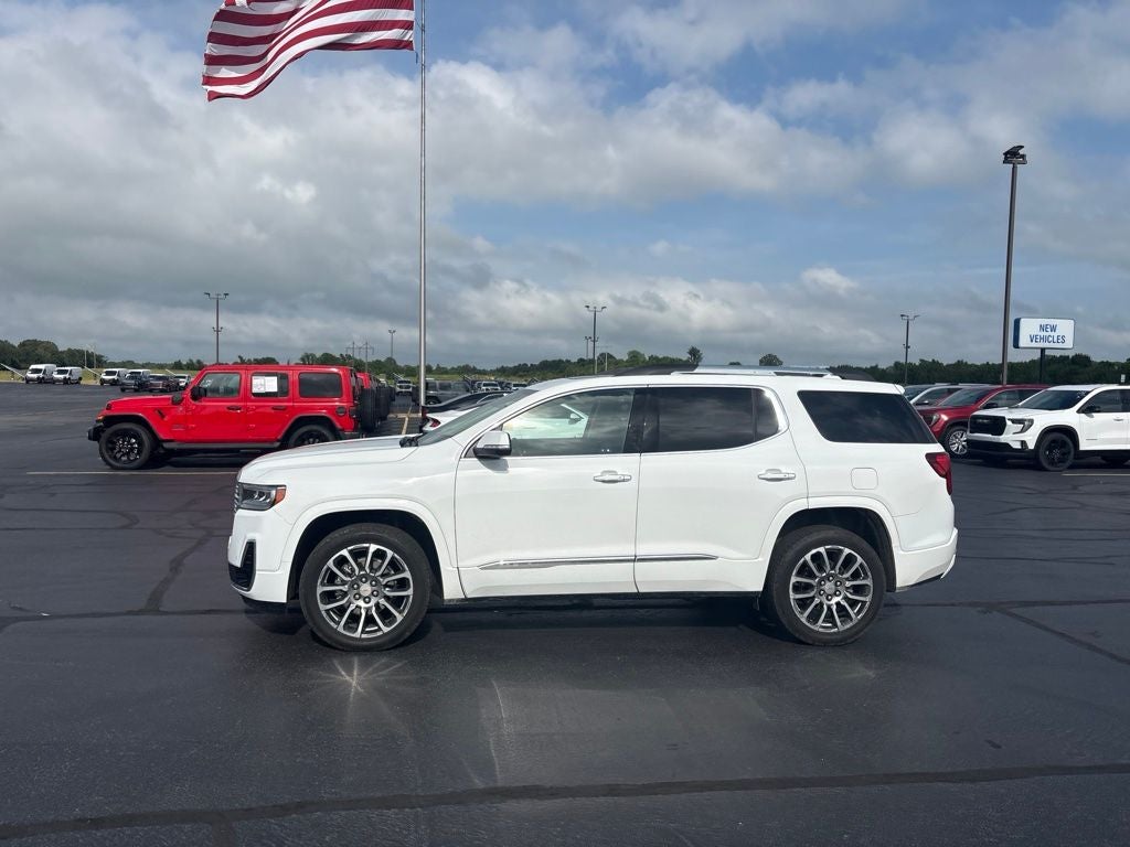 2023 GMC Acadia Denali