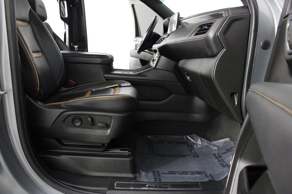 2023 GMC Yukon XL AT4