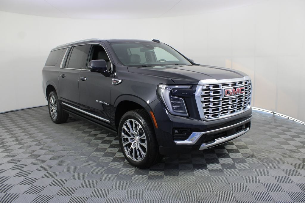 2026 GMC Yukon XL Denali - Photo 32