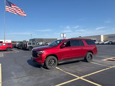 2023 Chevrolet Suburban RST