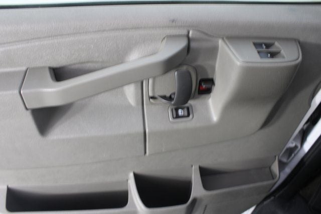 2017 Chevrolet Express 2500 LS Passenger