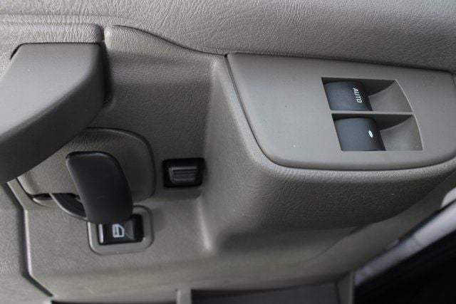 2017 Chevrolet Express 2500 LS Passenger