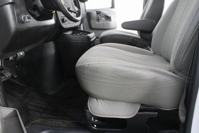 2017 Chevrolet Express 2500 LS Passenger