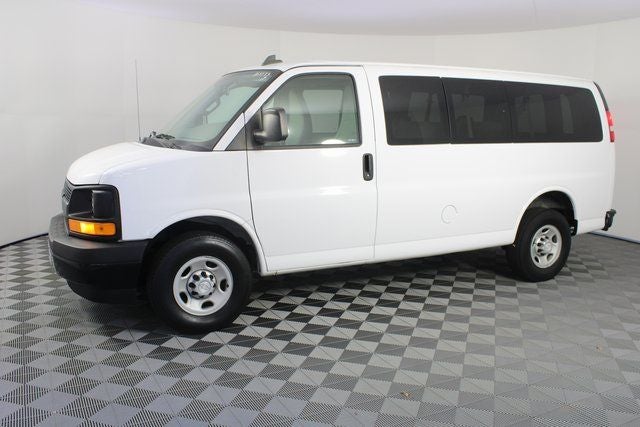 2017 Chevrolet Express 2500 LS Passenger