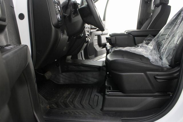 2025 GMC Sierra 2500HD Pro