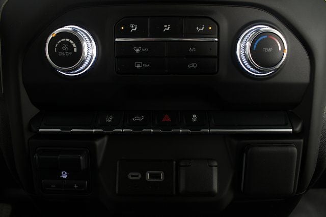 2025 GMC Sierra 2500HD Pro