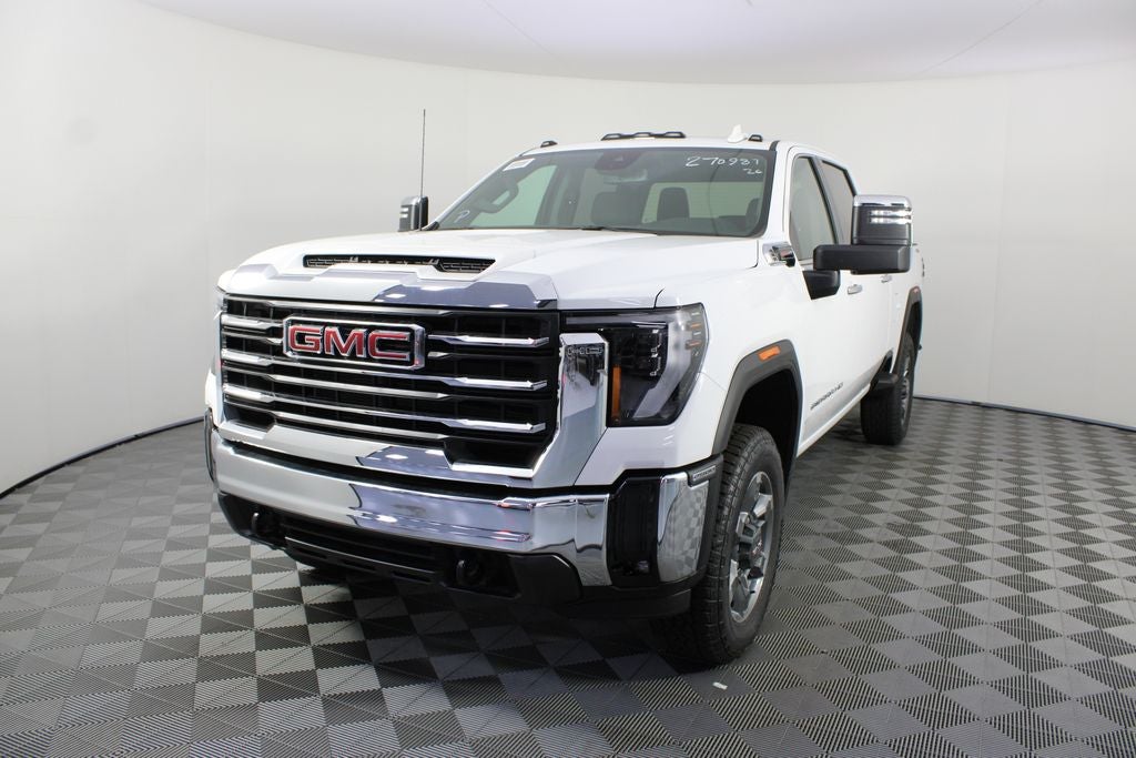 2026 GMC Sierra 2500HD SLT