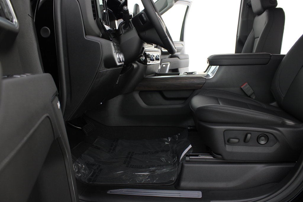 2026 GMC Sierra 2500HD SLT