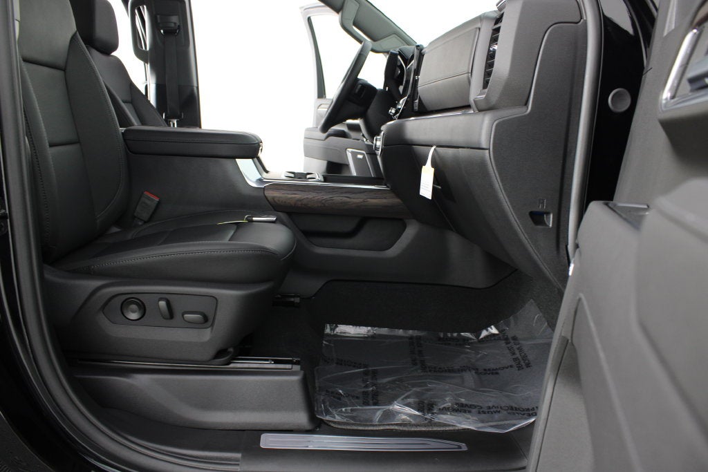 2026 GMC Sierra 2500HD SLT