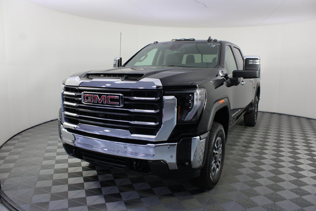 2026 GMC Sierra 2500HD SLT