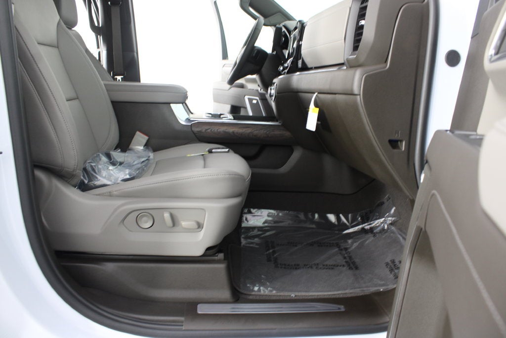 2026 GMC Sierra 2500HD SLT