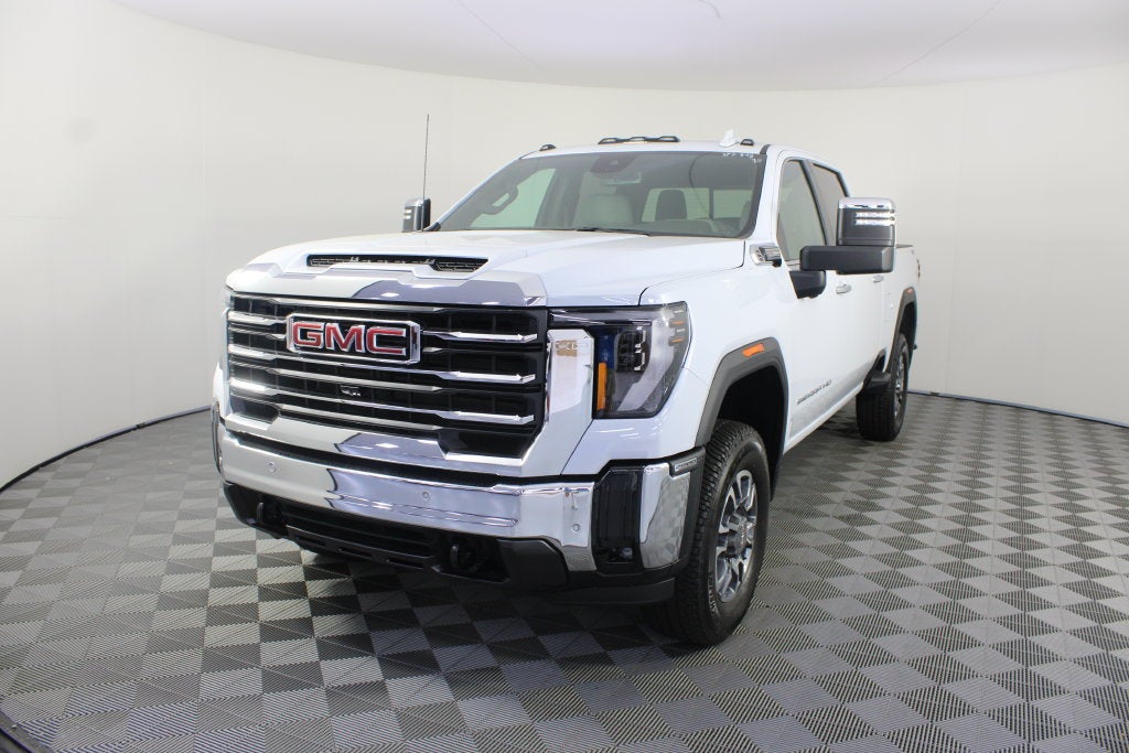 2026 GMC Sierra 2500HD SLT