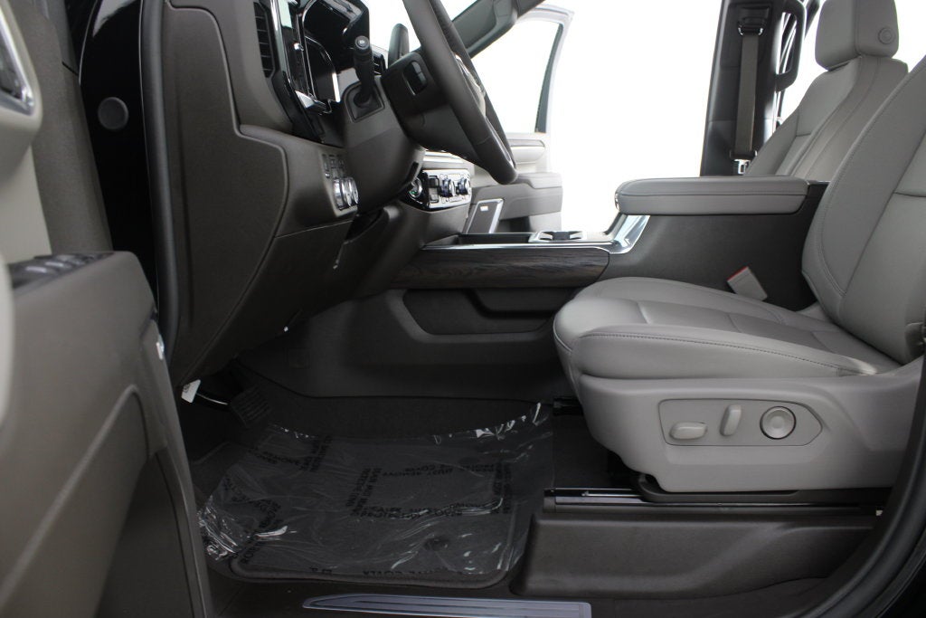 2026 GMC Sierra 2500HD SLT