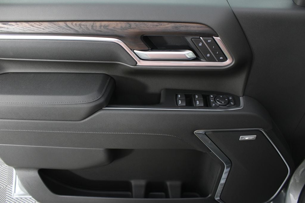 2026 GMC Sierra 2500HD SLT