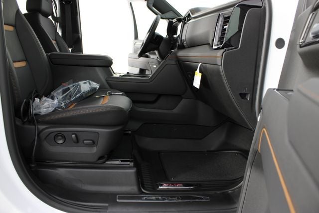2026 GMC Sierra 2500HD AT4