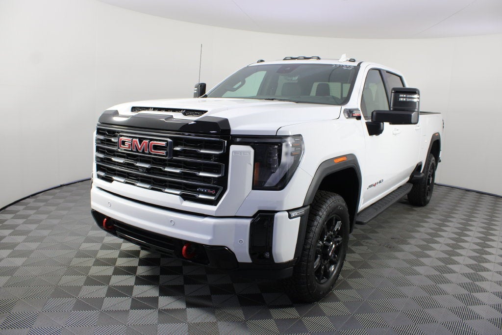 2026 GMC Sierra 2500HD AT4