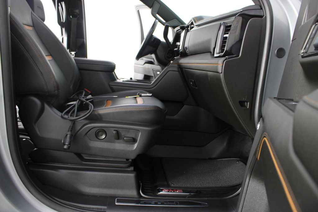 2025 GMC Sierra 2500HD AT4