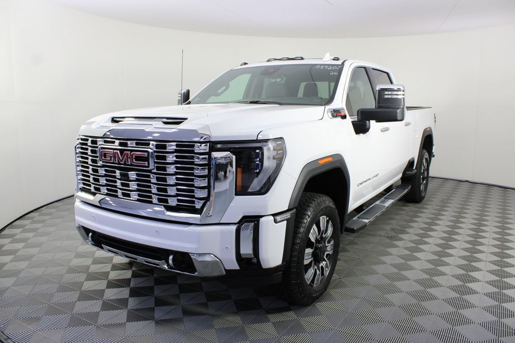 2026 GMC Sierra 2500HD Denali